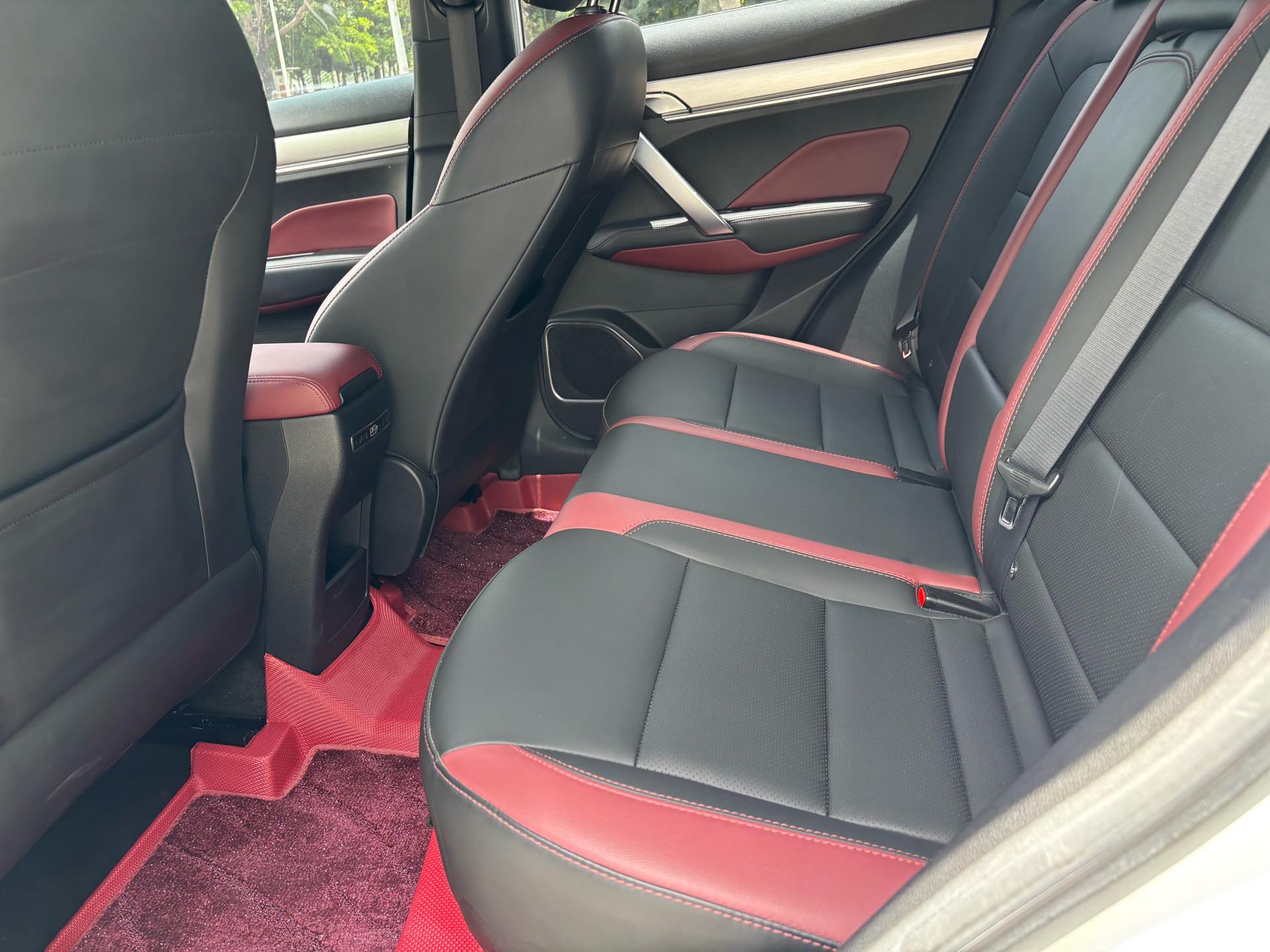 GEELY Coolray 2021 car image #5