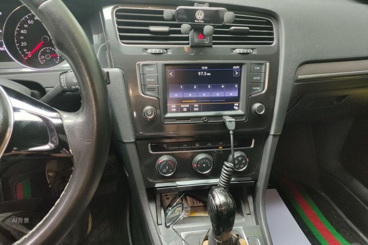 Volkswagen Golf 2017 #15 Volkswagen Golf 2017 car image #15