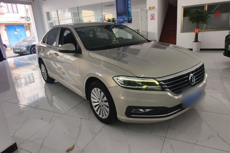 Volkswagen Lavida 2019 car image #4