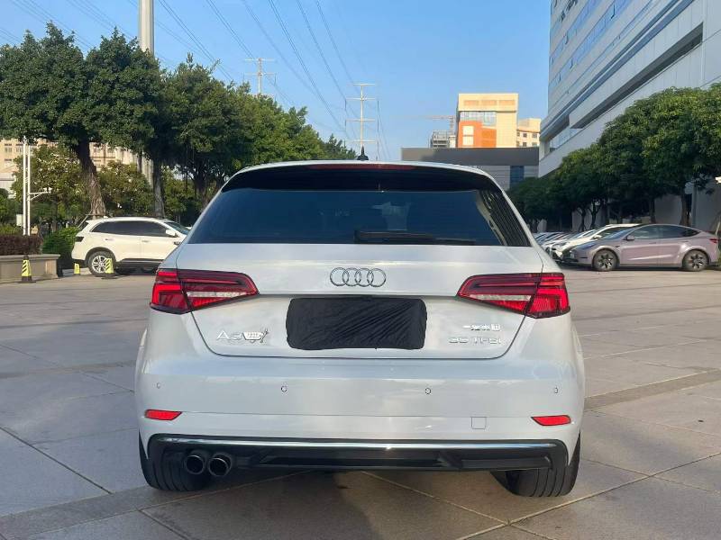 Audi A3 2019 car image #8
