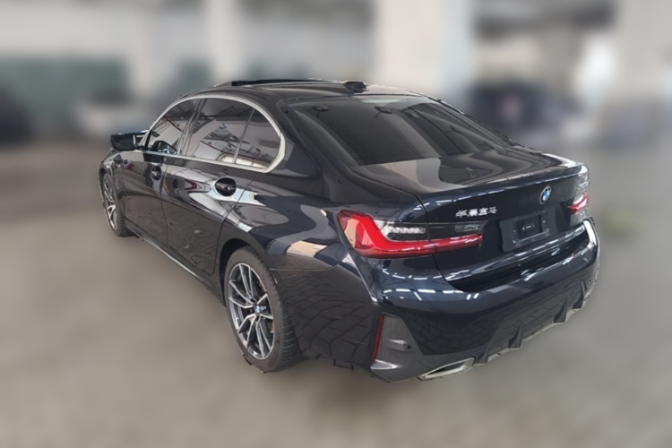 BMW 3 Series 2024 #5 BMW 3 Series 2024 car image #5