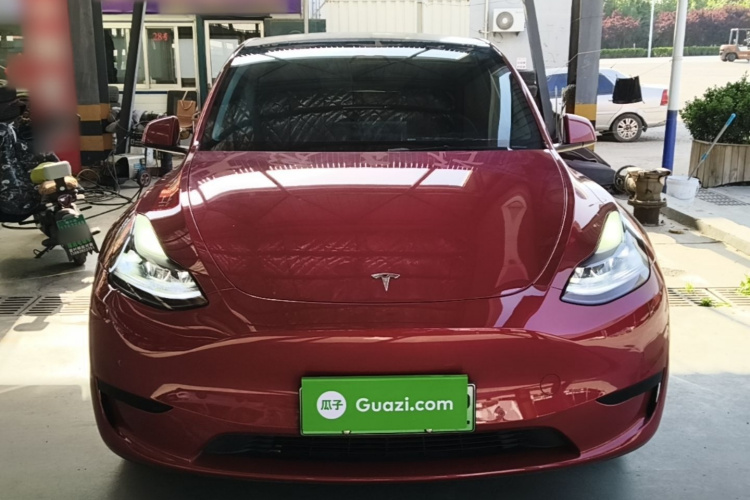 Tesla Model Y 2023 #3 Tesla Model Y 2023 car image #3
