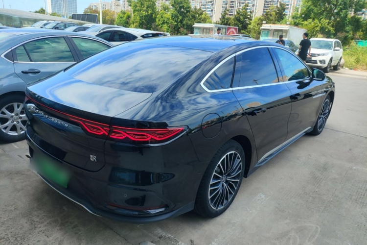 BYD Han 2023 image de voiture #7