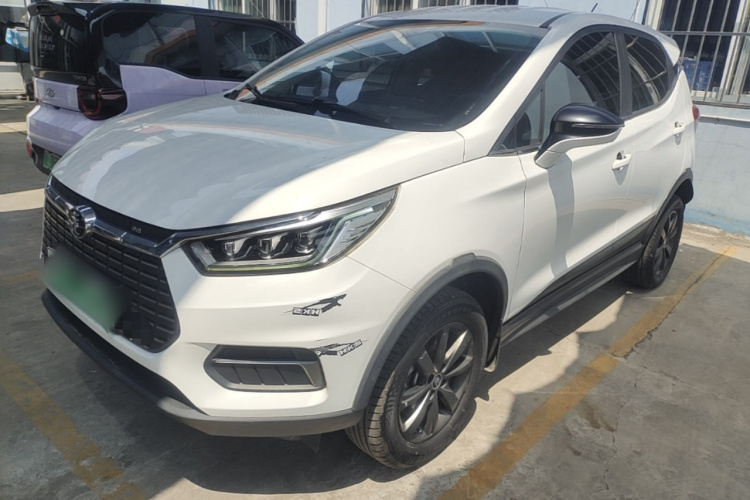 BYD Yuan New Energy 2020 #2 BYD Yuan New Energy 2020 car image #2