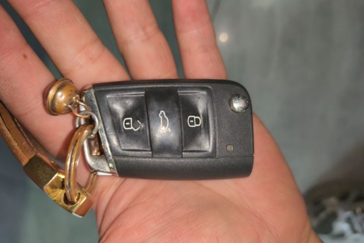 Volkswagen Golf 2020 car image #9