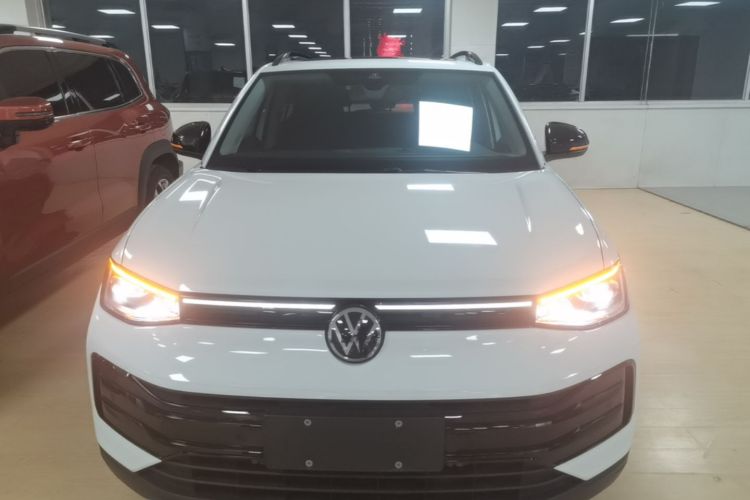 Volkswagen Tharu 2025 #3 Volkswagen Tharu 2025 immagine di auto #3