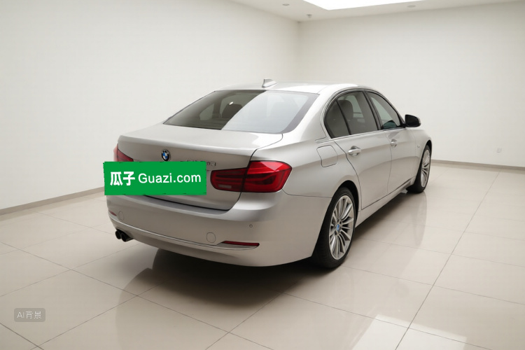 BMW 3 Series 2019 car image #7