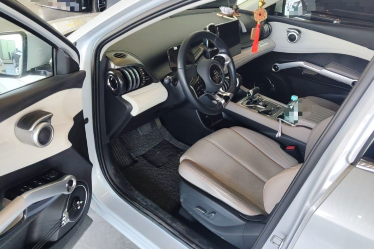 BYD Yuan Plus 2023 #16 BYD Yuan Plus 2023 car image #16