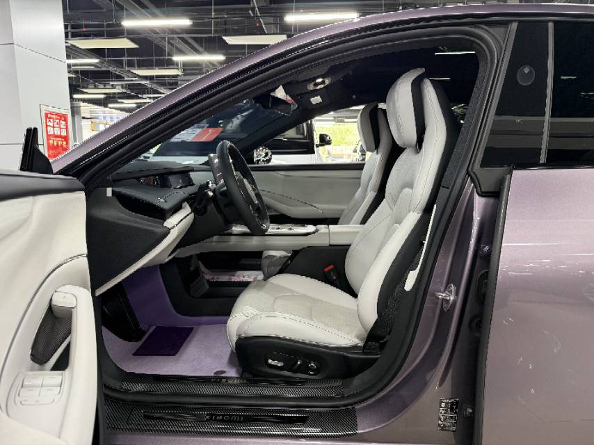 MI SU7 2024 car image #8
