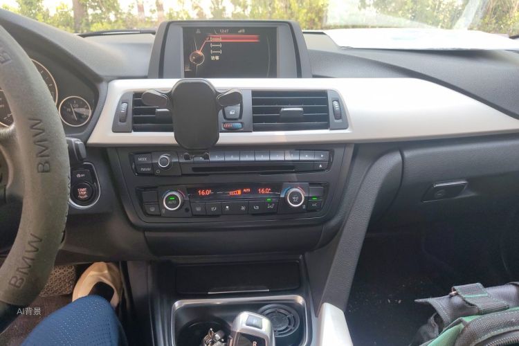 BMW 3 Series 2015 #15 BMW 3 Series 2015 immagine di auto #15