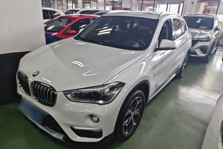 BMW X1 2019 #2 BMW X1 2019 car image #2