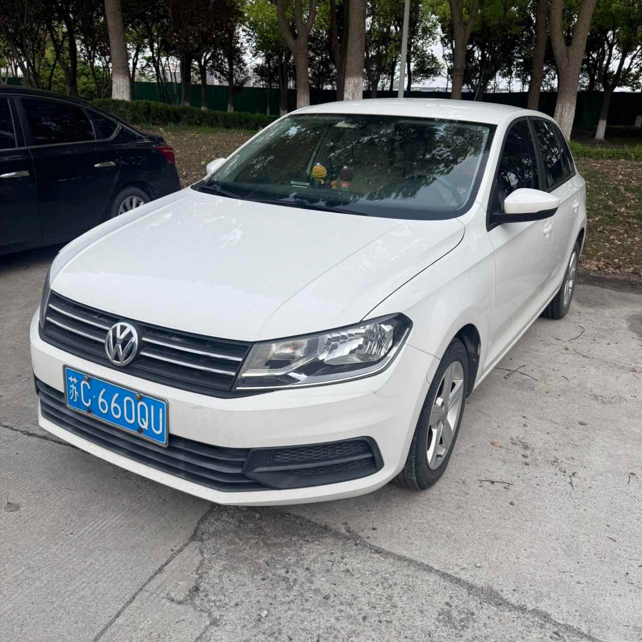 Volkswagen Santana 2015 car image 