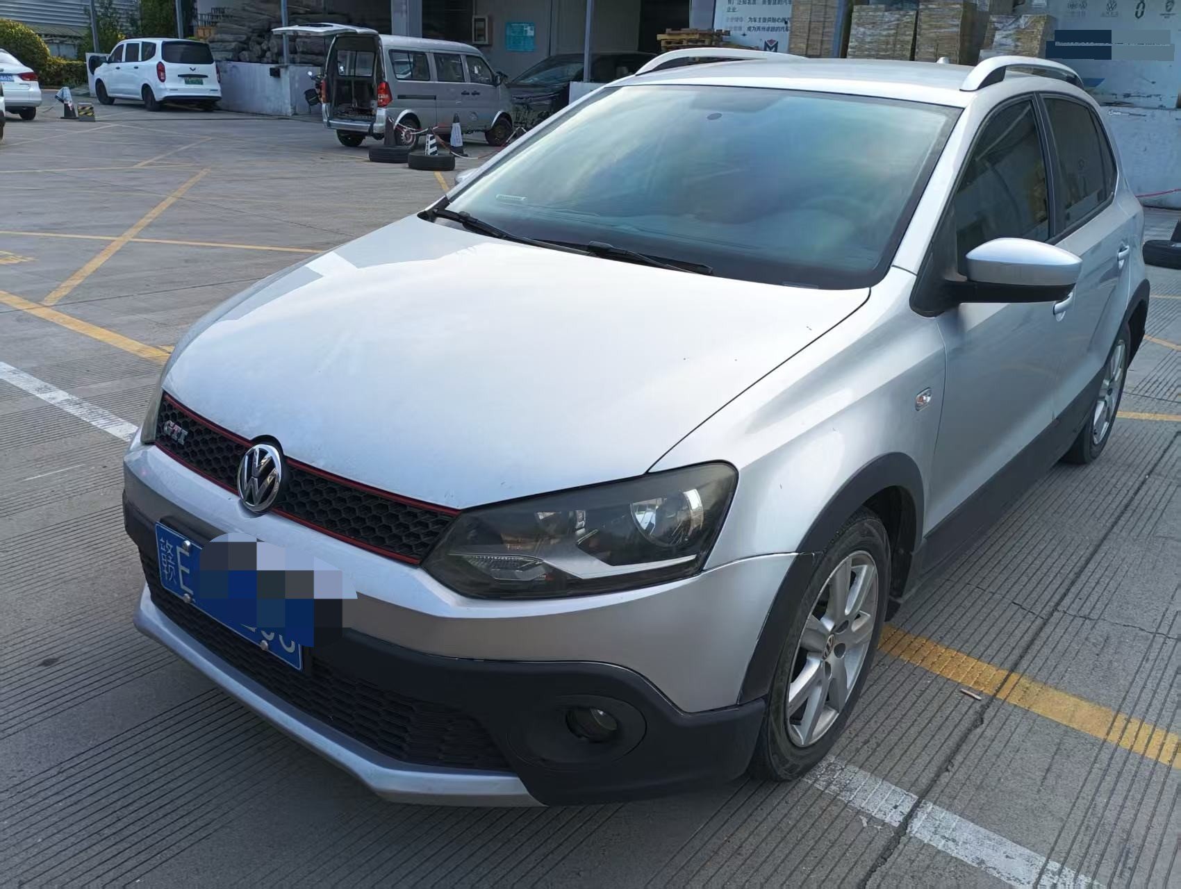 Volkswagen Polo 2014 car image 