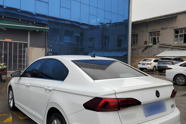 Volkswagen Bora 2021 car image #5