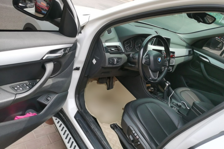 BMW X1 2017 car image #16