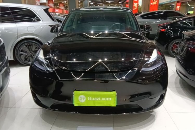 Tesla Model Y 2023 #3 Tesla Model Y 2023 car image #3