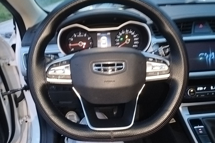 GEELY Emgrand GL 2019 car image #11