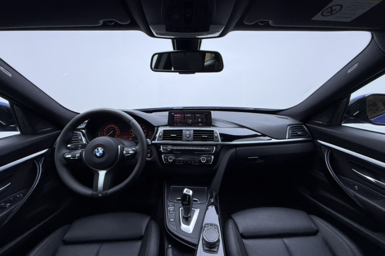 BMW 3 Series GT 2019 #11 BMW 3 Series GT 2019 car image #11