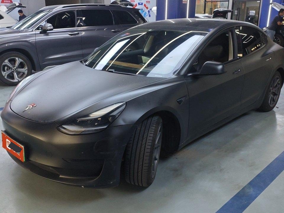 Tesla Model 3 2021 car image 