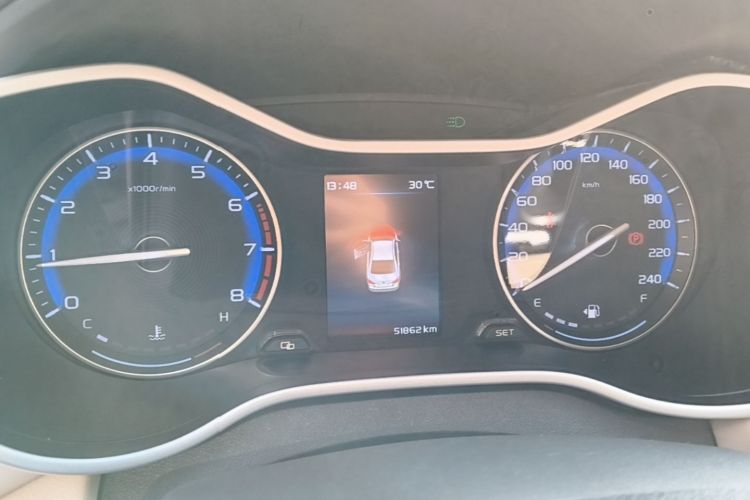 GEELY Emgrand 2019 #12 GEELY Emgrand 2019 car image #12