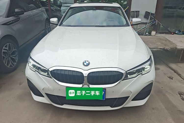 BMW 3 Series 2021 car image #3