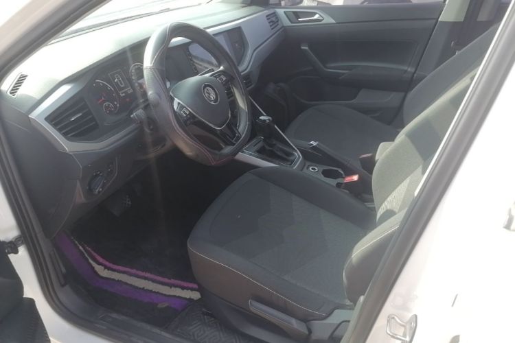 Volkswagen Polo 2021 صورة سيارة #15