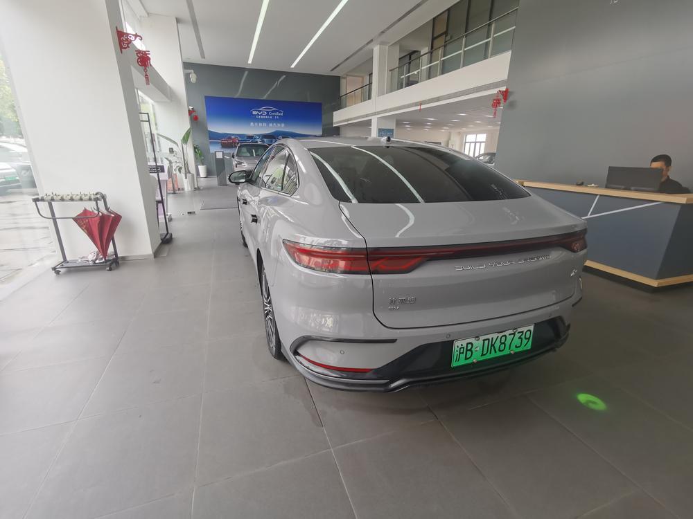 BYD Han 2025 car image #4
