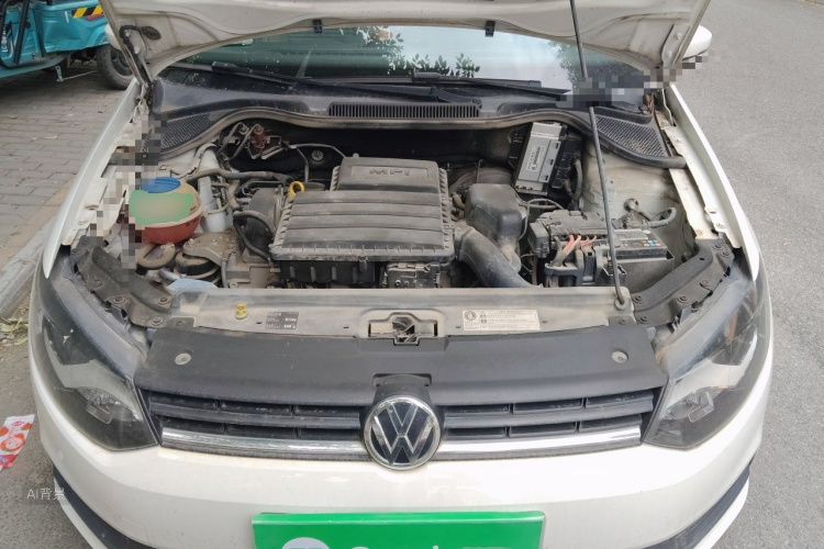Volkswagen Polo 2016 car image #22