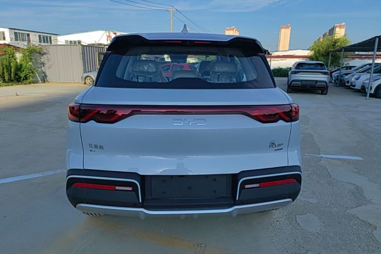 BYD YuanUP 2026 #6 BYD YuanUP 2026 car image #6
