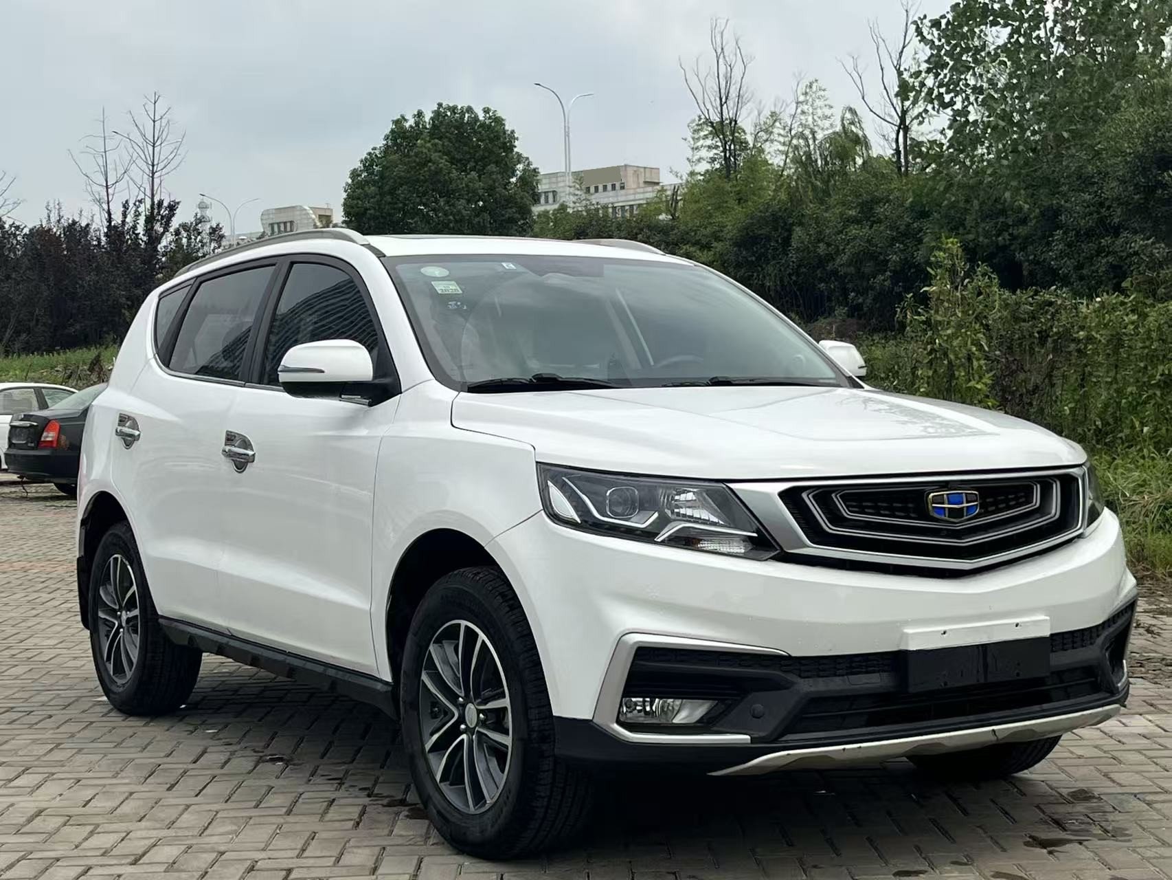 GEELY Vision X6 2018 #3 GEELY Vision X6 2018 car image #3