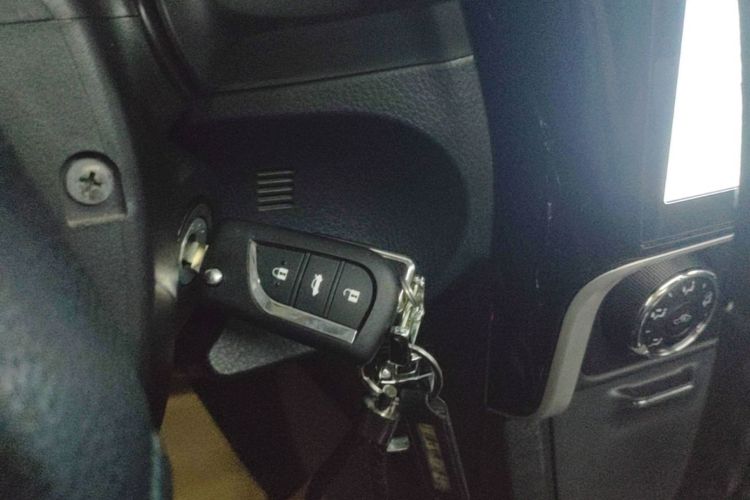 Toyota Corolla 2018 car image #9