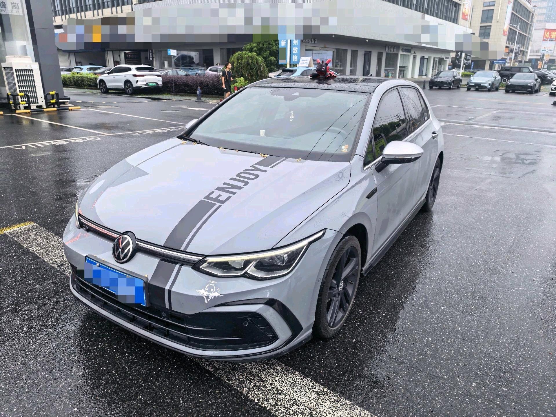 Volkswagen Golf 2021 car image 