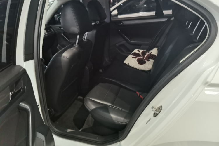 Volkswagen Bora 2020 car image #17