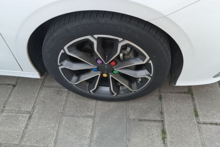GEELY Binray 2021 car image #9