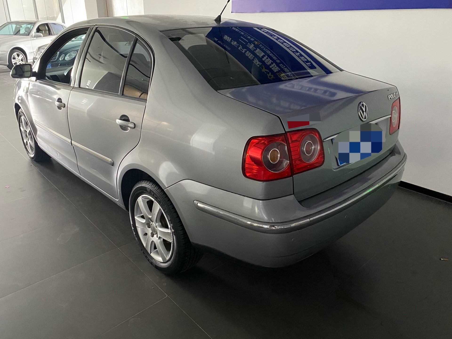 Volkswagen Polo 2010 immagine di auto #6