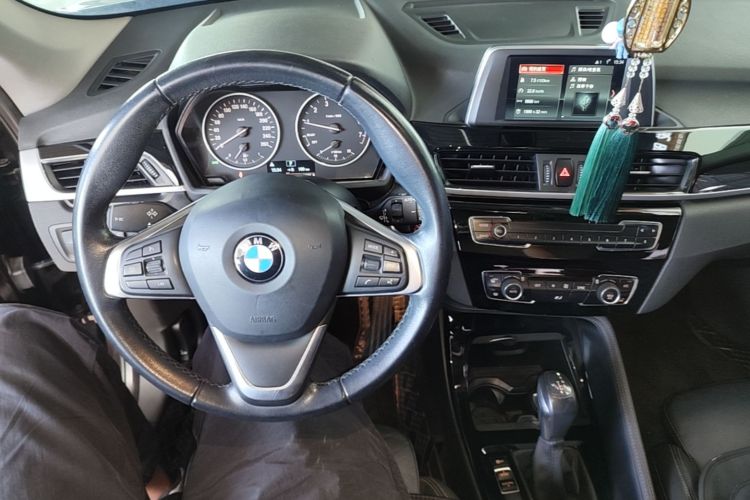 BMW X1 2017 #10 BMW X1 2017 car image #10
