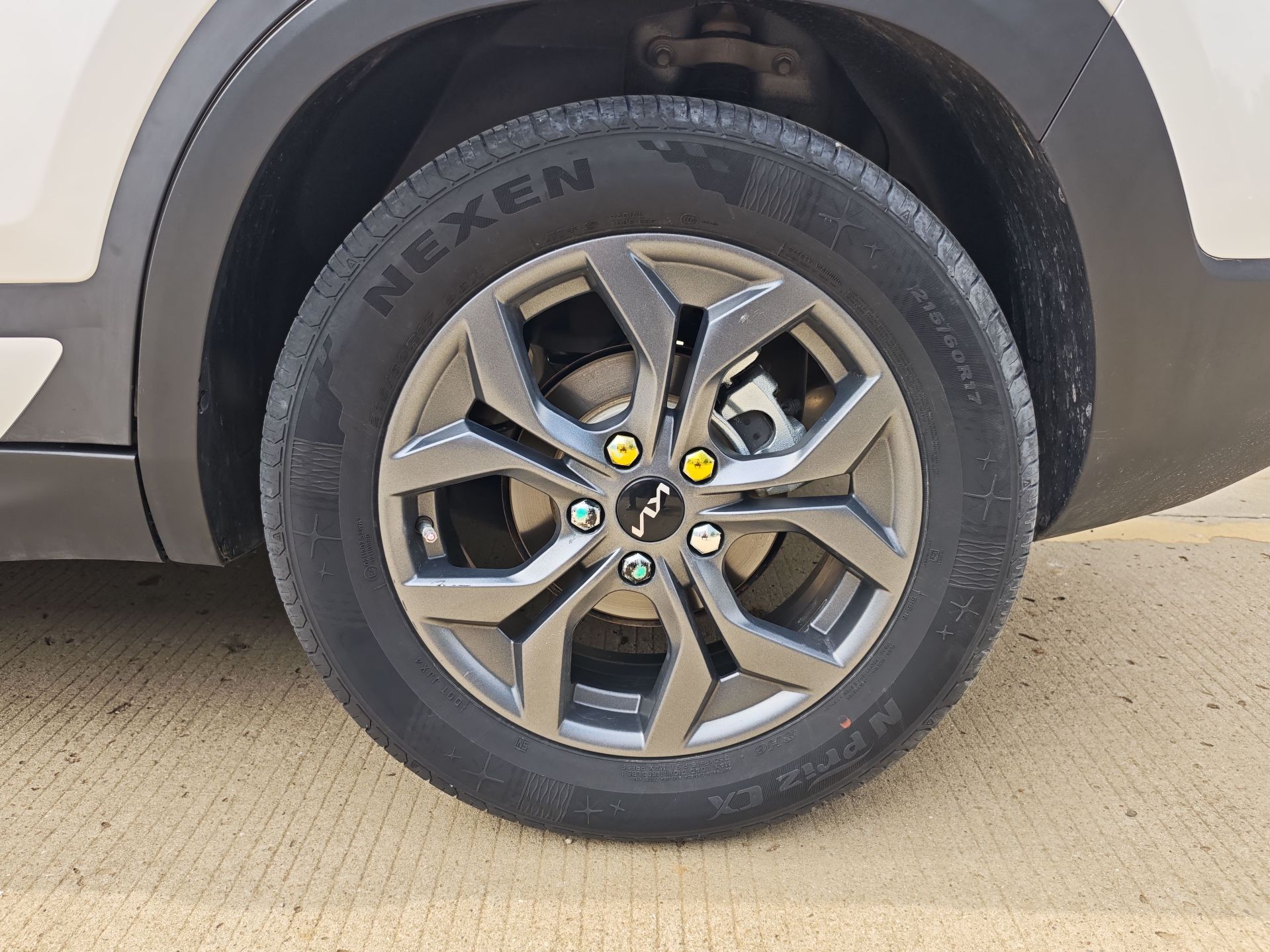 Kia Seltos 2023 immagine di auto #9