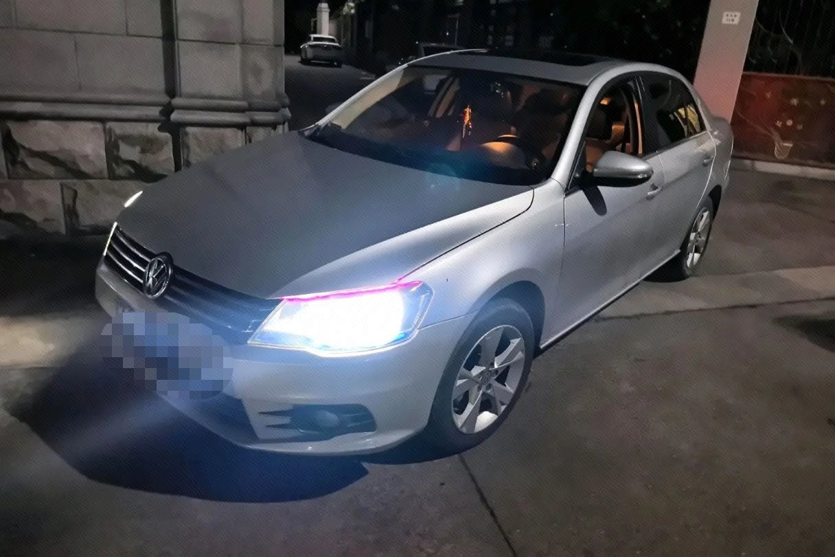 Volkswagen Bora 2014 car image 