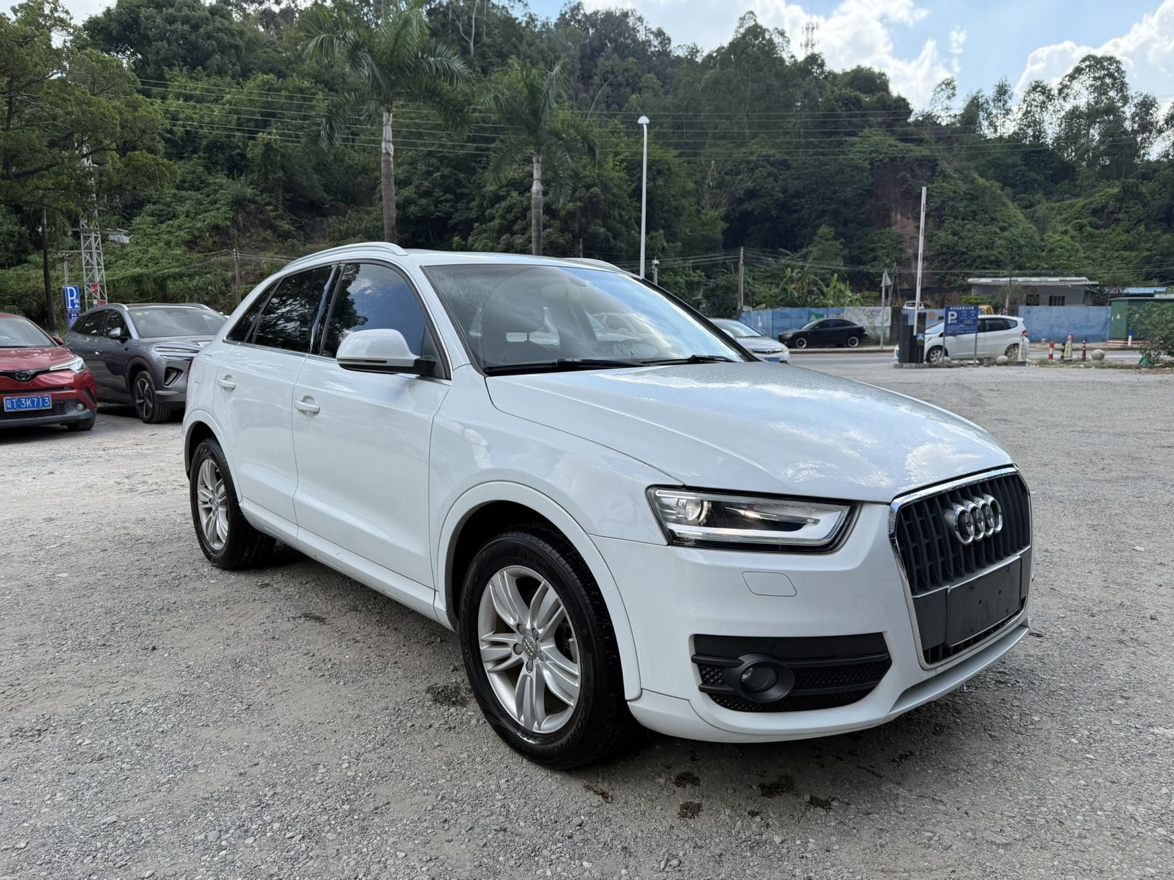 Audi Q3 2015 #3 Audi Q3 2015 car image #3