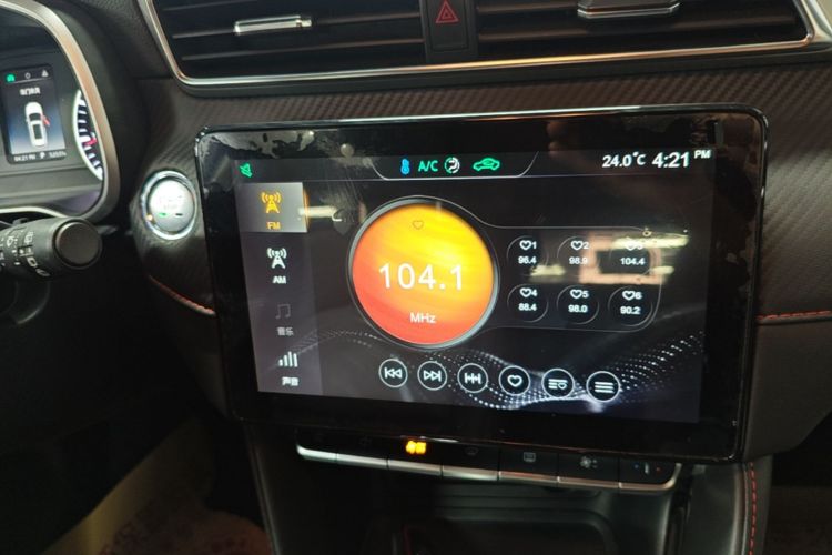 MG ZS 2020 #17 MG ZS 2020 car image #17