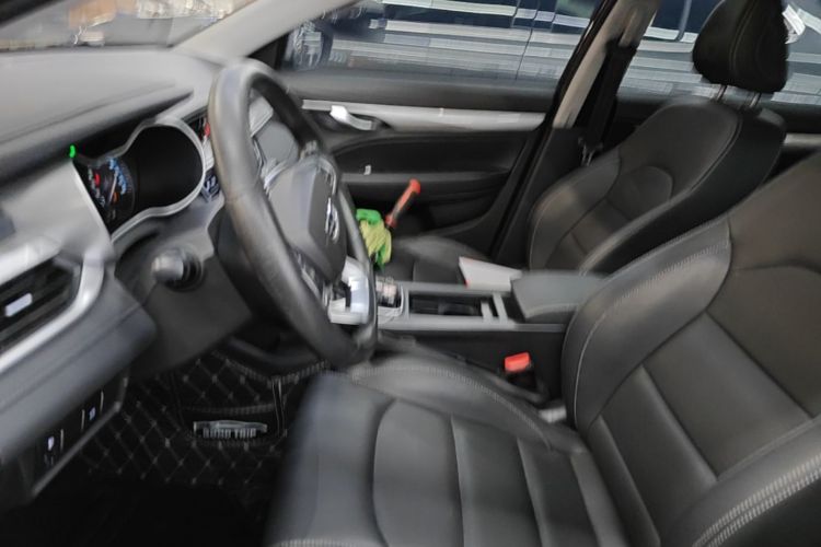 GEELY Emgrand 2020 car image #19