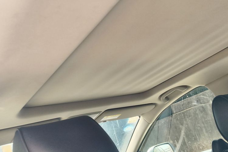 Honda CR-V 2018 car image #17