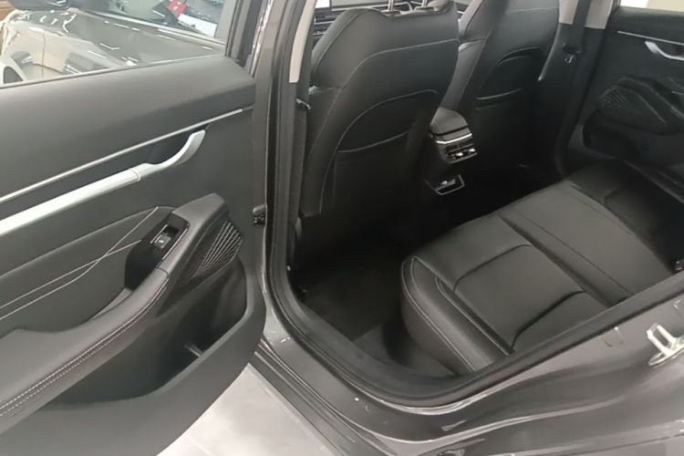 GEELY Emgrand 2024 #17 GEELY Emgrand 2024 car image #17