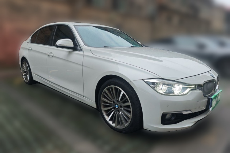 BMW 3 Series 2019 #4 BMW 3 Series 2019 car image #4