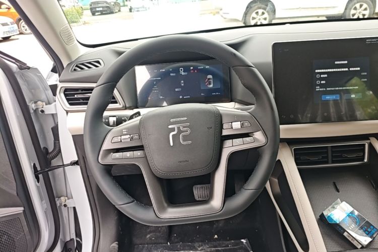 BYD YuanUP 2026 car image #11