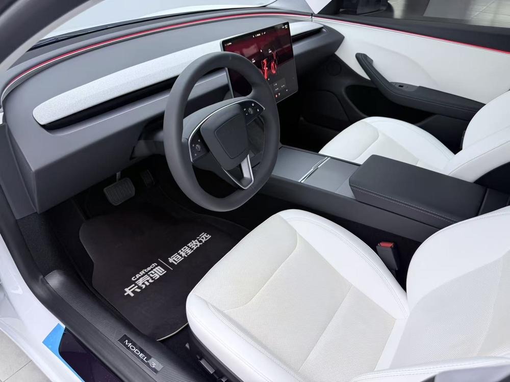 Tesla Model 3 2024 imagem de carro #19