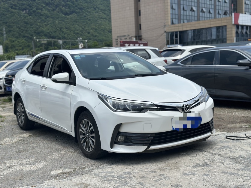 Toyota Corolla 2018 car image #3
