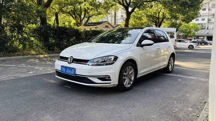 Volkswagen Golf 2018 Volkswagen Golf 2018 car image