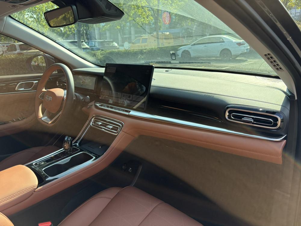 GEELY Emgrand 2025 immagine di auto #6