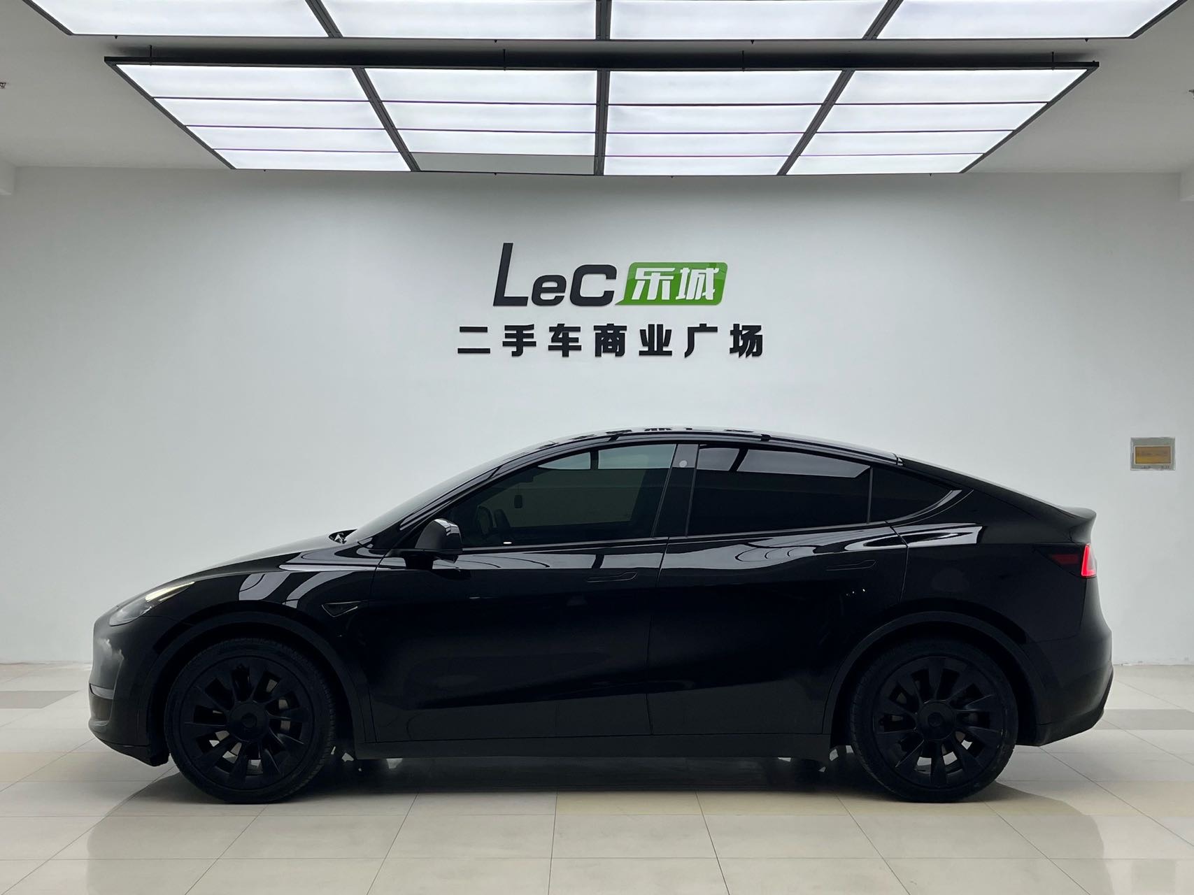 Tesla Model Y 2021 #4 Tesla Model Y 2021 imagen de coche #4